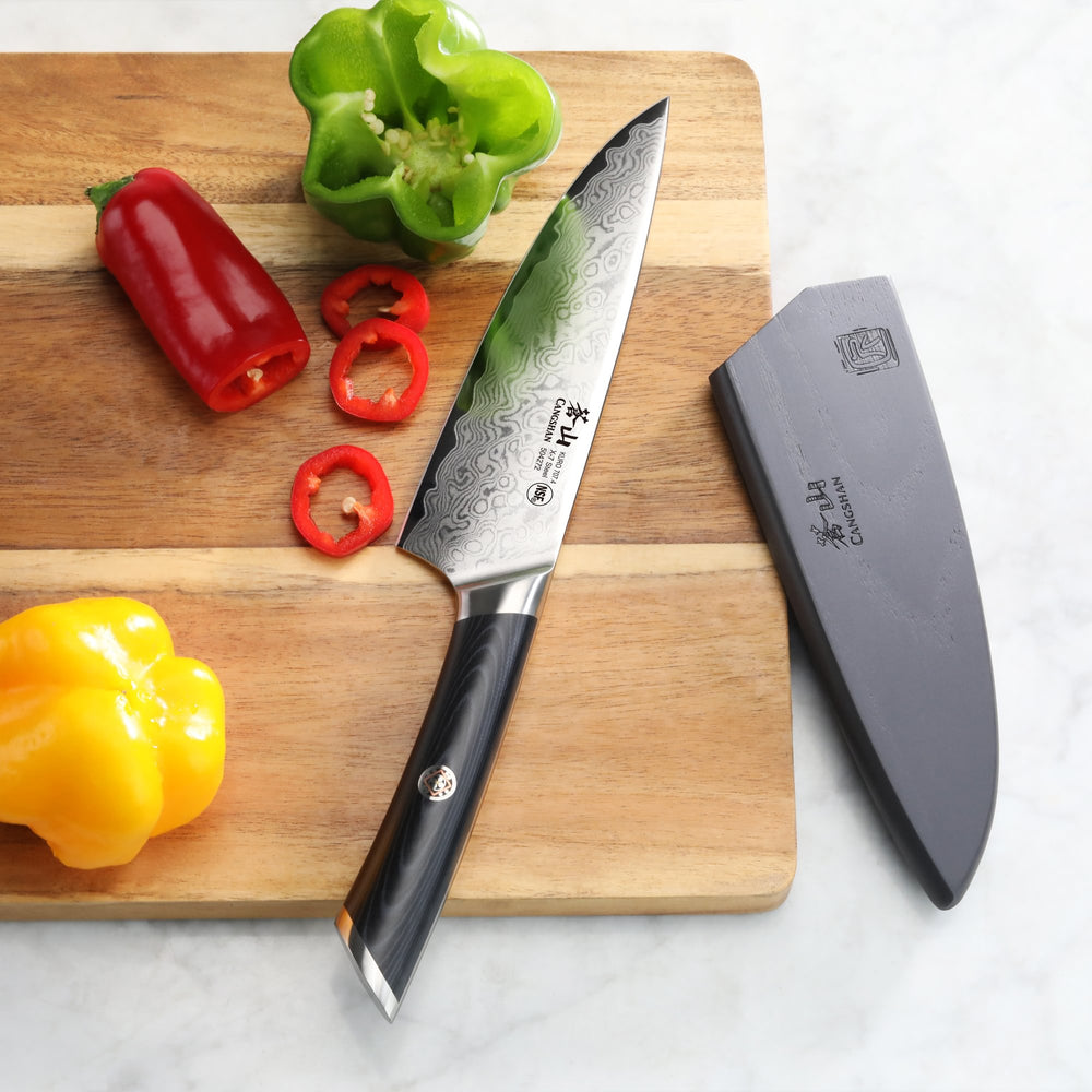 
                  
                    Load image into Gallery viewer, KURO Series 6-inch Chef&amp;#39;s Knife, High Carbon X-7 Damascus Steel, 504272
                  
                